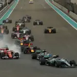 F1 GP Abu Dhabi 2017, Vince Bottas davanti ad Hamilton