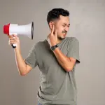 Ridurre rumore in casa: pannelli fonoassorbenti e soluzioni alternative